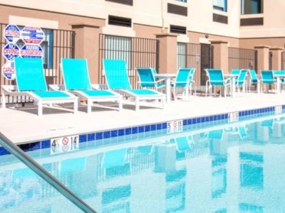 Hotel Express & By Ihg